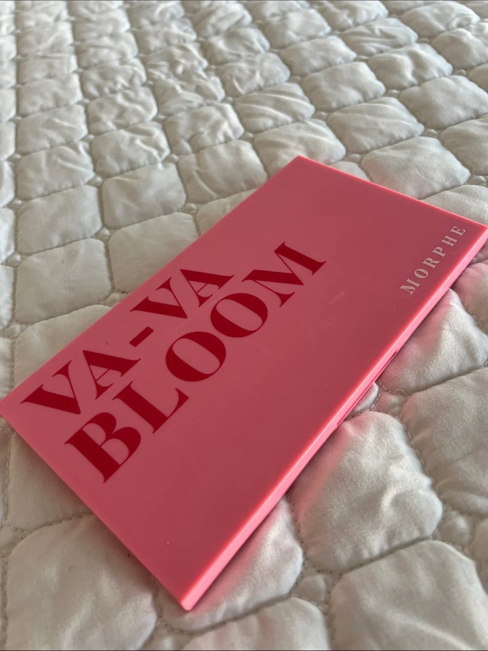 Morphe Va Va Bloom Eyeshadow Palette Purple Highlighter Pink Mauve Brown Fall